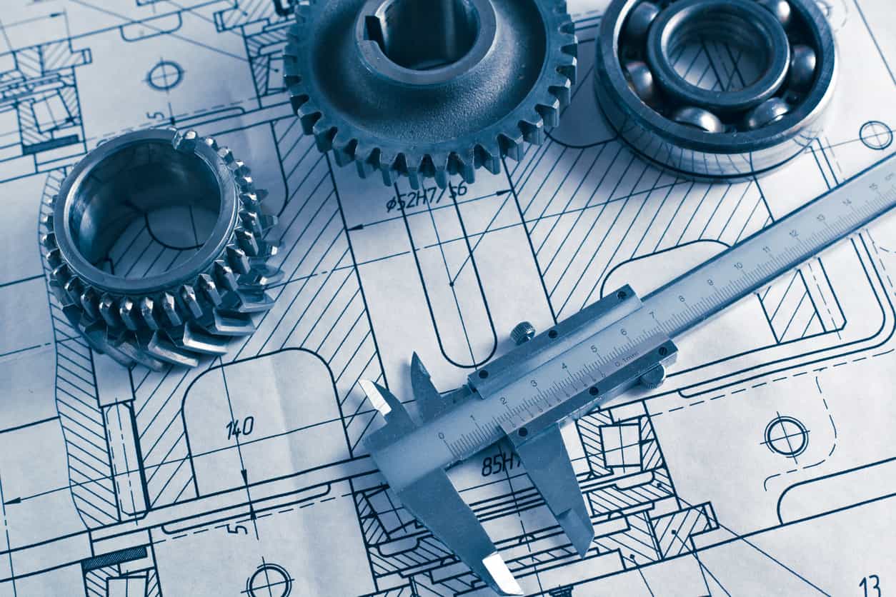 CNC 車床加工的精密機械齒輪、軸承與卡尺,擺放在機械零件藍圖上,呈現金屬加工與尺寸檢測的專業流程。 - 高效 CNC車床 | 精密機械設備解決方案 | 重研機械有限公司 CNC 車床加工的精密機械齒輪、軸承與卡尺,擺放在機械零件藍圖上,呈現金屬加工與尺寸檢測的專業流程。